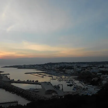 Corte Della Luna بيت ضيافة 3*