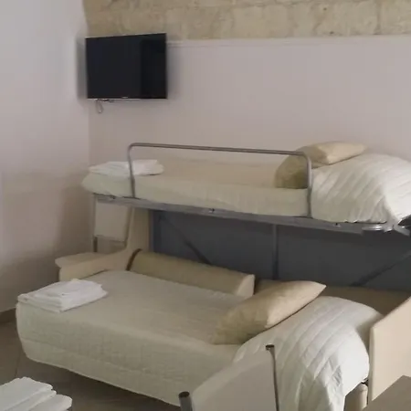 Corte Della Luna بيت ضيافة 3*