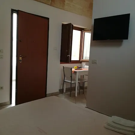 Corte Della Luna 3* 아쿠아리아 델 카포